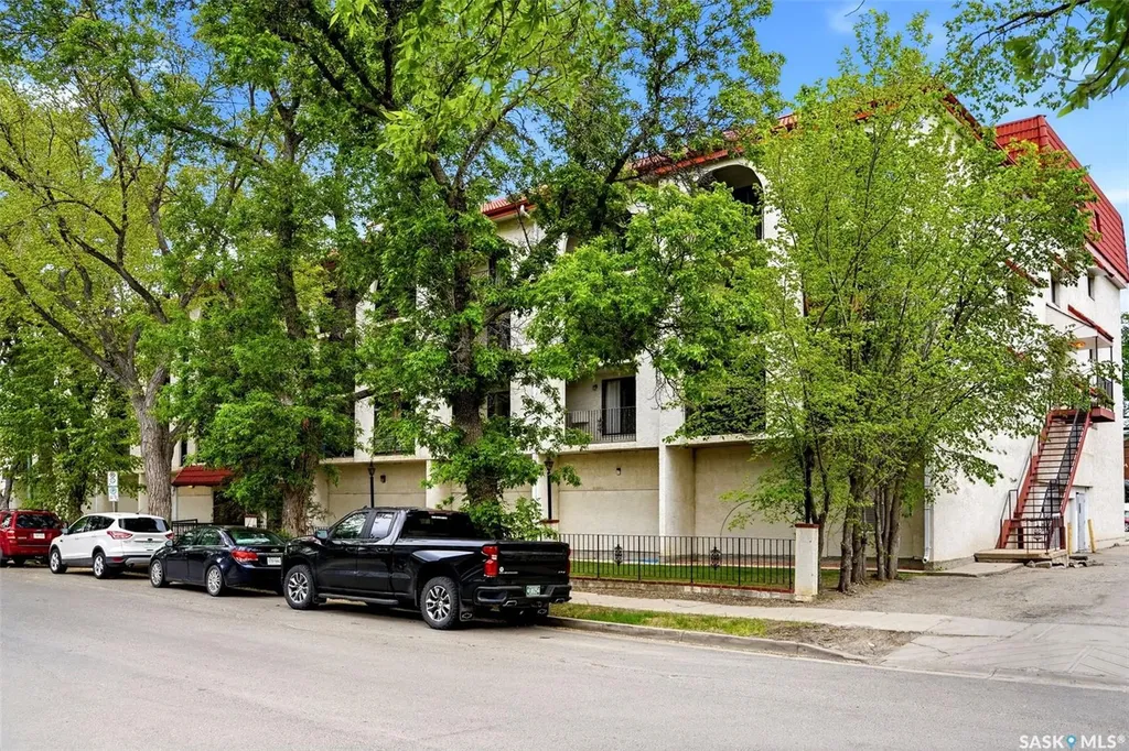 2125 Osler Street Regina SK S4P 4G9