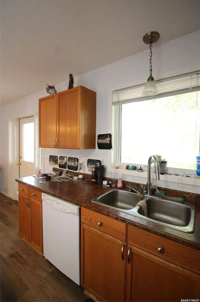 622 9th Street W Shaunavon SK S0N 2M0