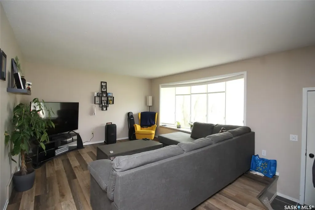 622 9th Street W Shaunavon SK S0N 2M0