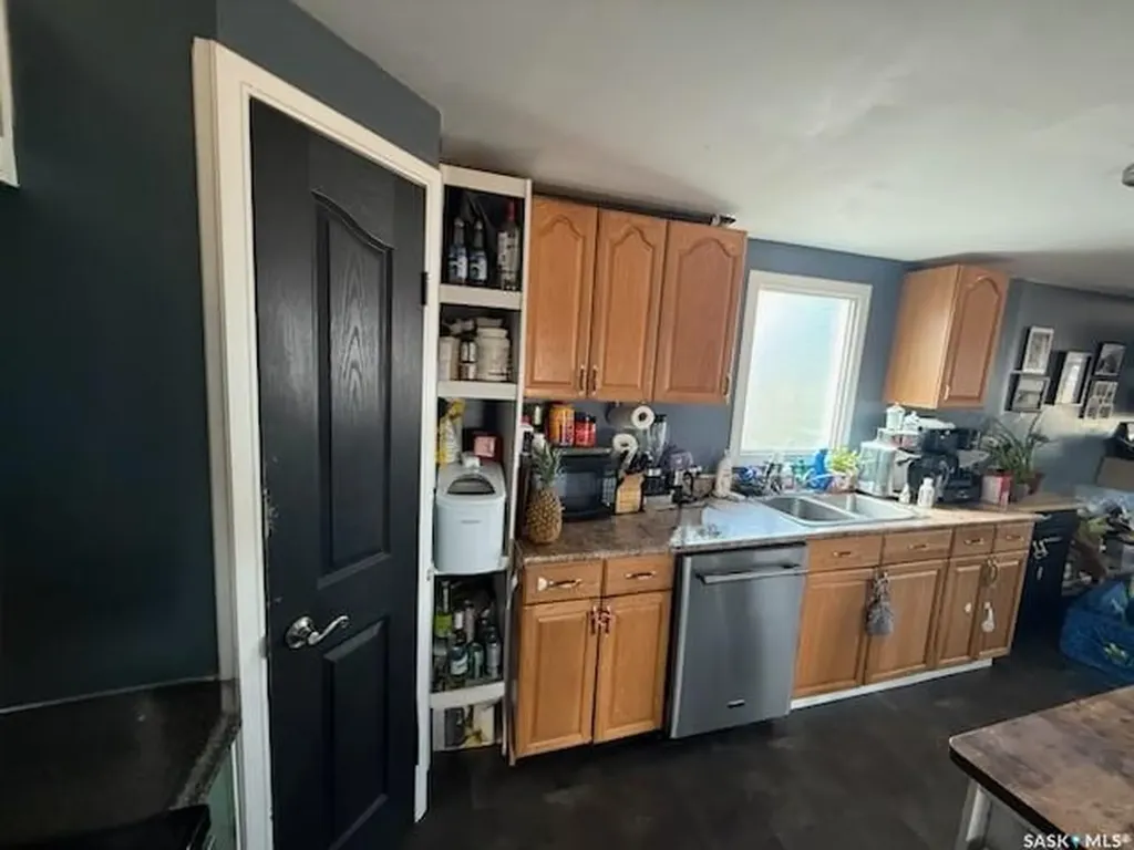 351 30th Street Battleford SK S0M 0E0