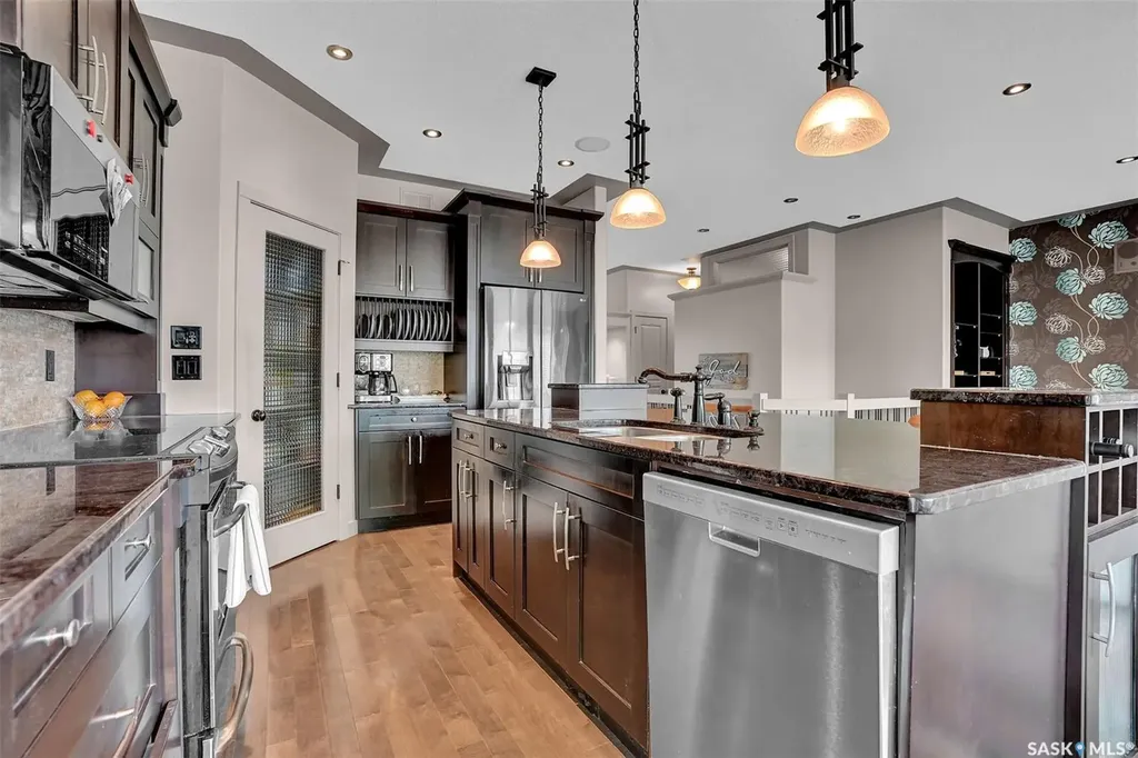4635 Ellard Court Regina SK S4X 0B3