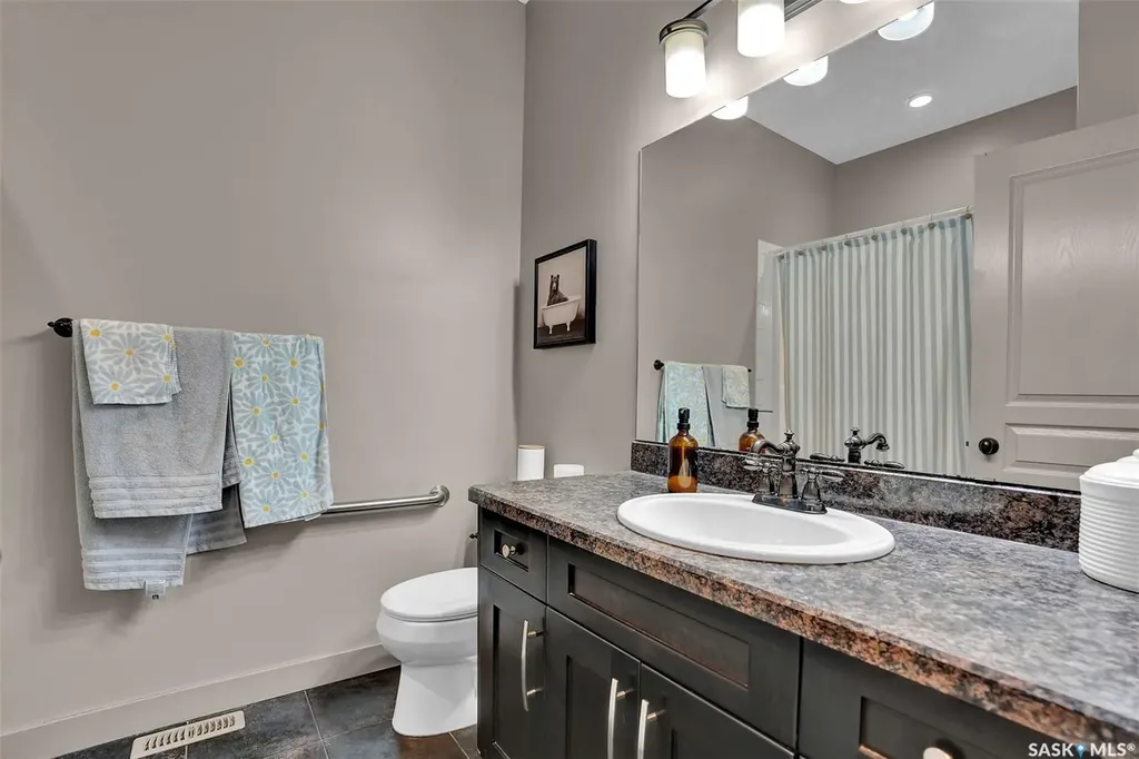 4635 Ellard Court Regina SK S4X 0B3