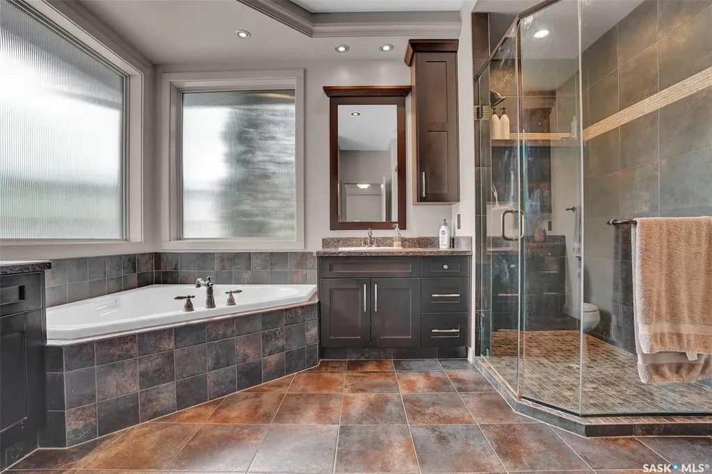 4635 Ellard Court Regina SK S4X 0B3