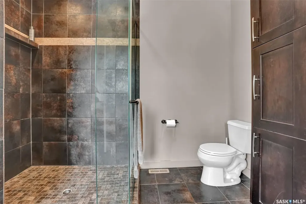 4635 Ellard Court Regina SK S4X 0B3