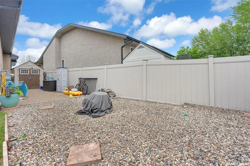 4635 Ellard Court Regina SK S4X 0B3