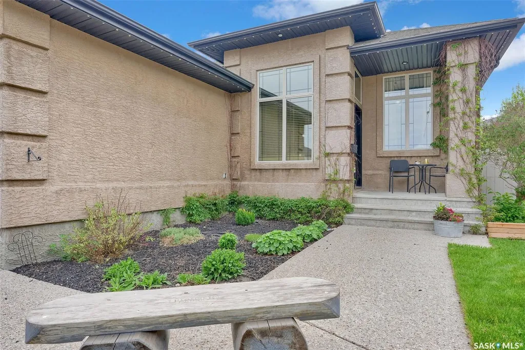 4635 Ellard Court Regina SK S4X 0B3