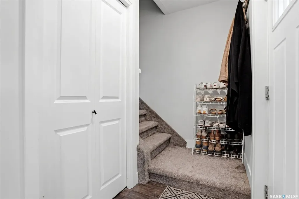 1030 Connaught Avenue Moose Jaw SK S6H 4B5