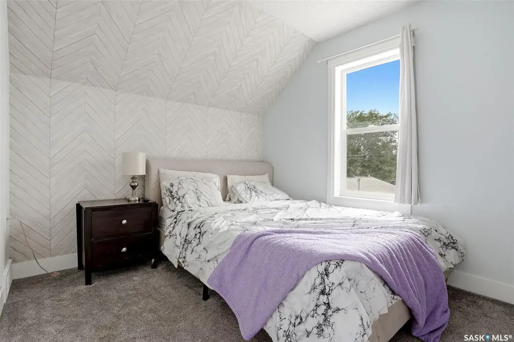 1030 Connaught Avenue Moose Jaw SK S6H 4B5