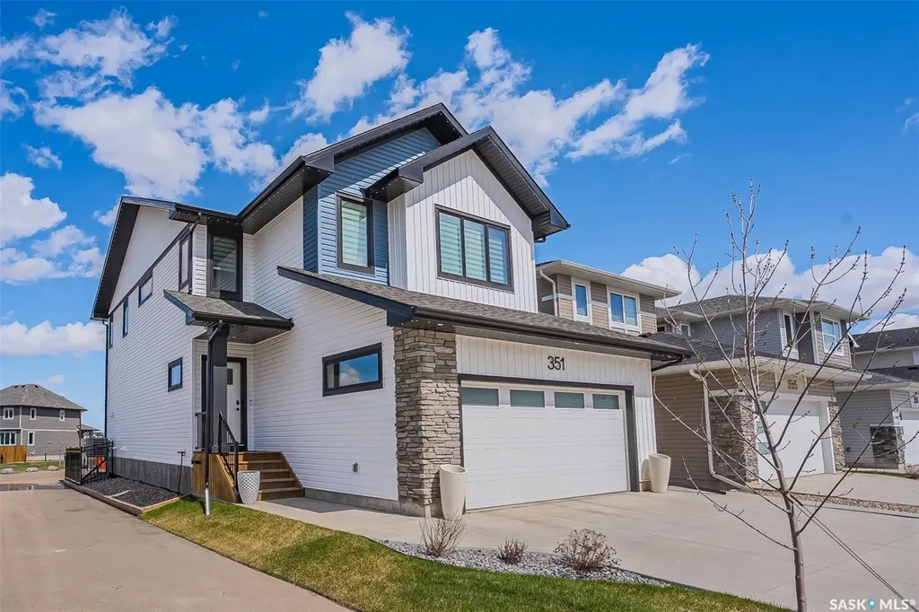 351 Aniskotaw Bend Saskatoon SK S7V 1M1