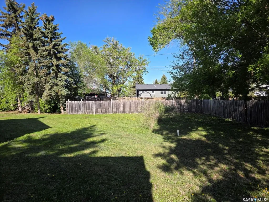 4904 Tribune Street Macklin SK S0L 2C0