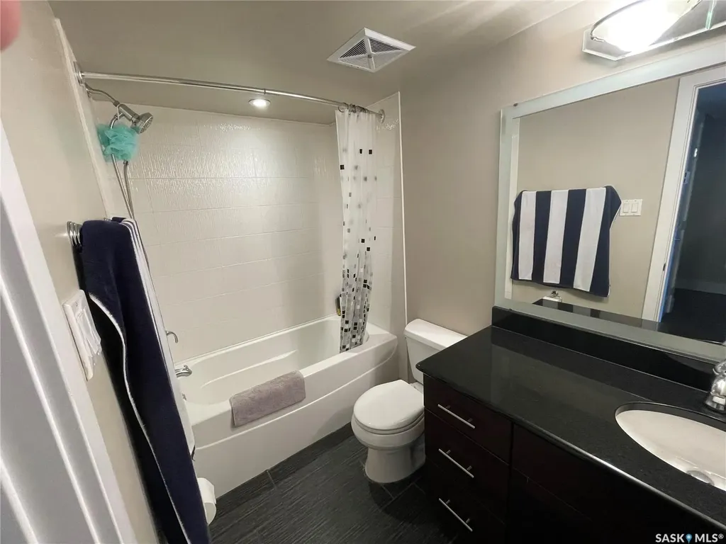 320 5th Avenue N Saskatoon SK S7K 2P5