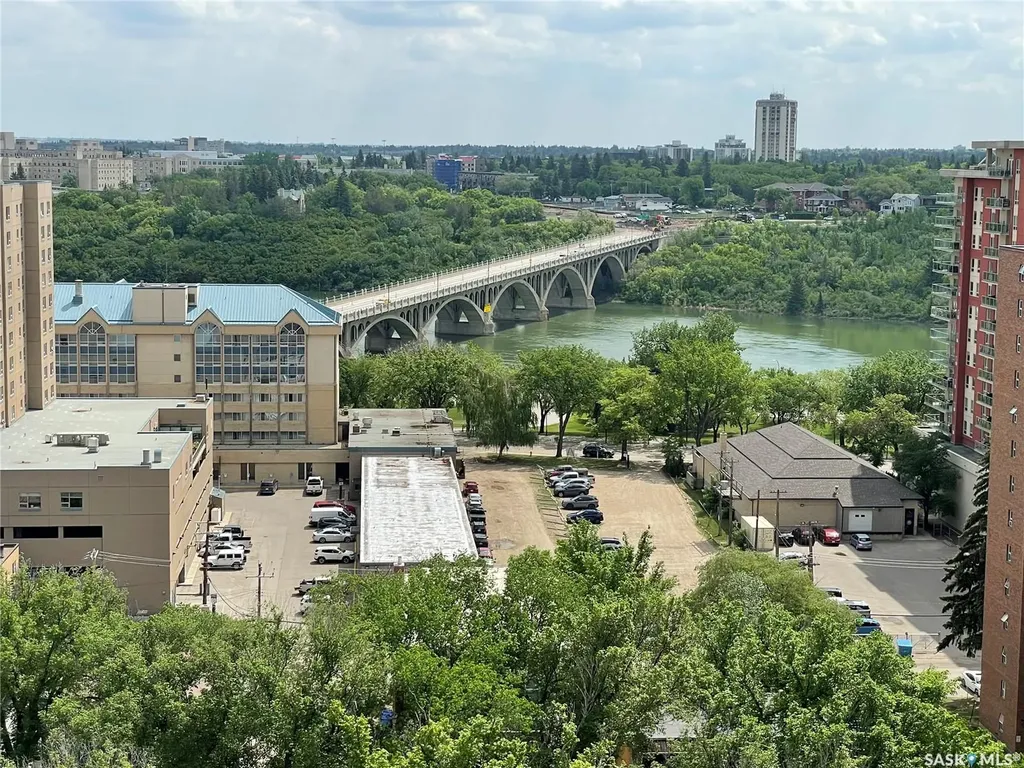 320 5th Avenue N Saskatoon SK S7K 2P5