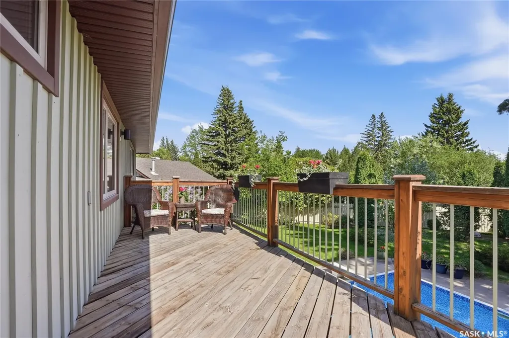 727 Tobin Terrace Saskatoon SK S7K 4P4