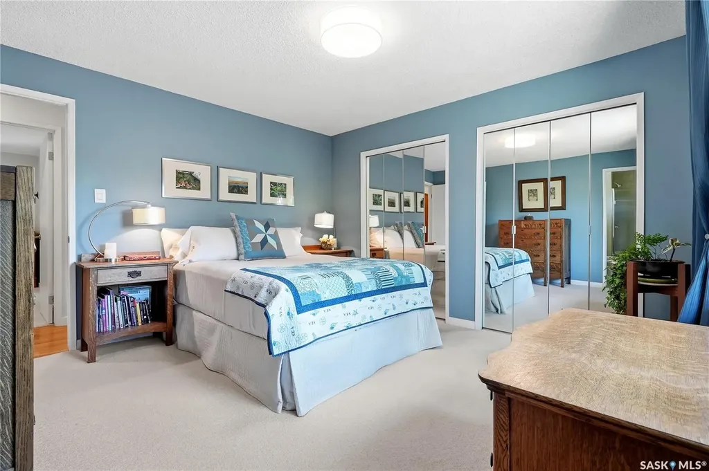 727 Tobin Terrace Saskatoon SK S7K 4P4