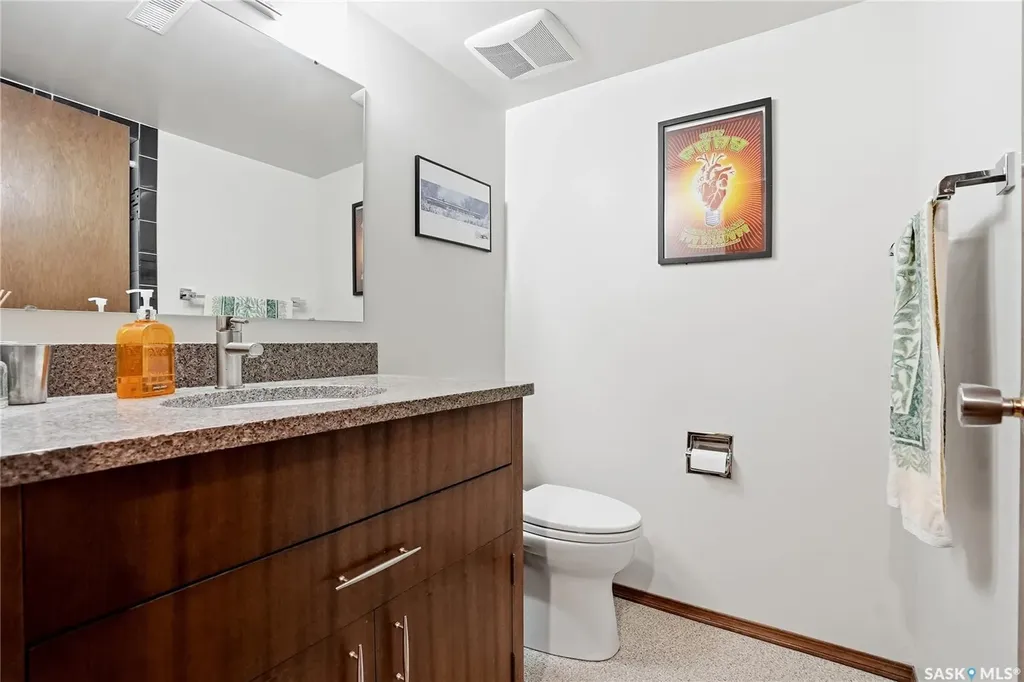 727 Tobin Terrace Saskatoon SK S7K 4P4