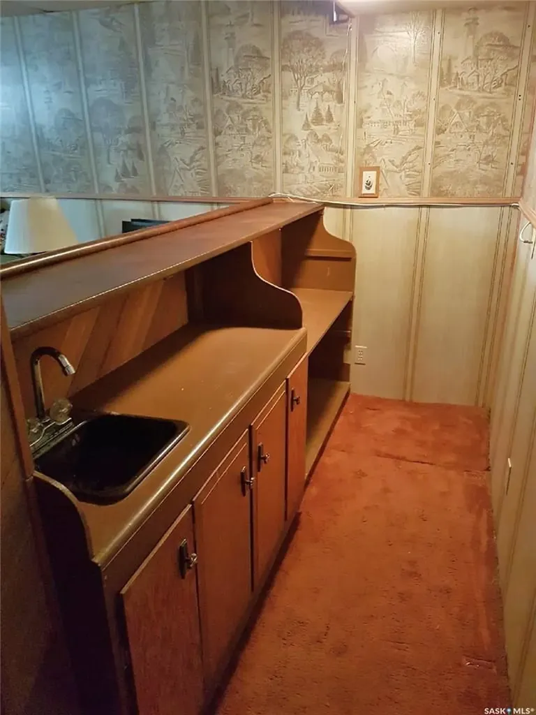 332 I Avenue S Saskatoon SK S7M 1Y2