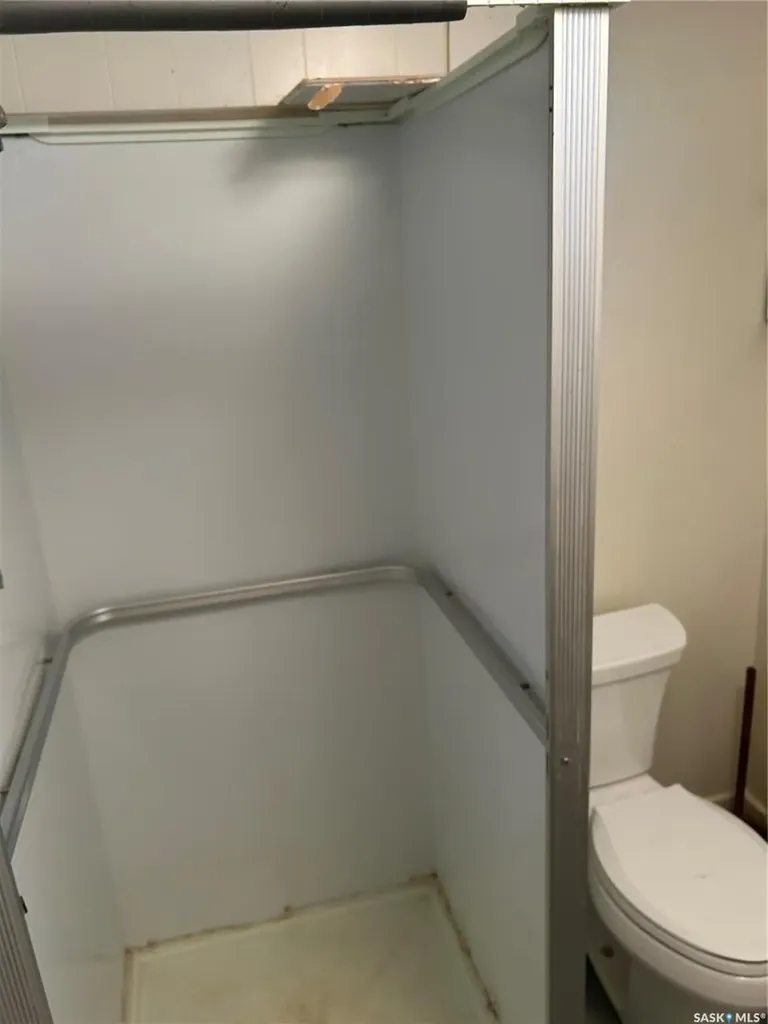 332 I Avenue S Saskatoon SK S7M 1Y2