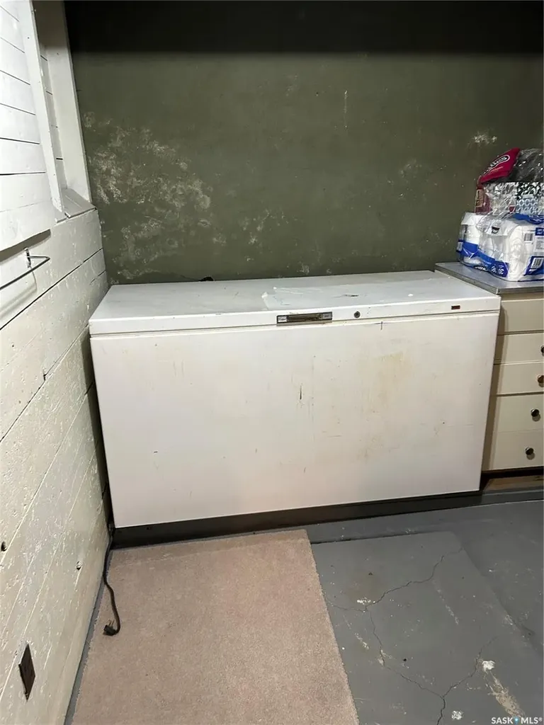 332 I Avenue S Saskatoon SK S7M 1Y2