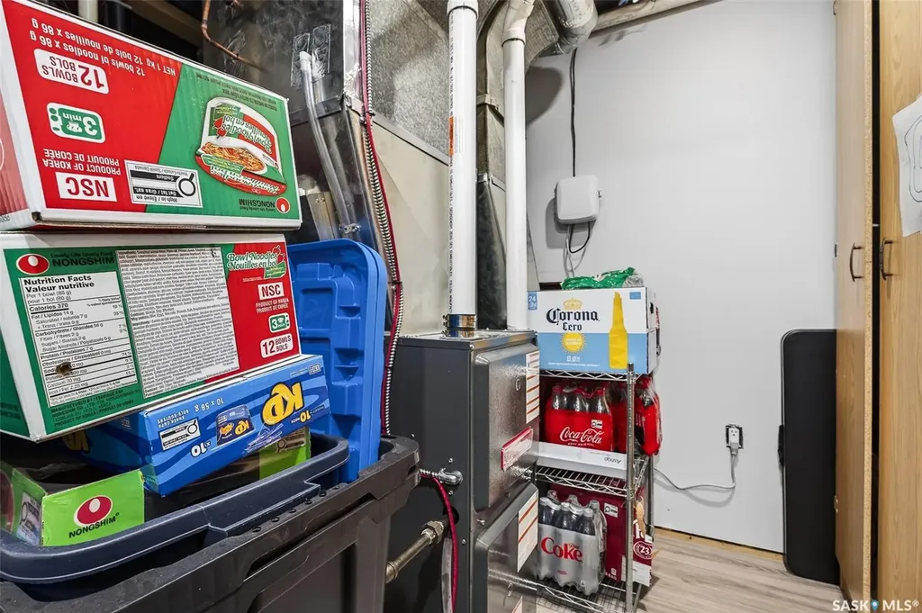 1002 4th Avenue SW Moose Jaw SK S6H 5W1
