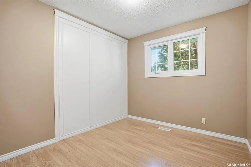 2019 Louise Avenue Saskatoon SK S7J 2C1