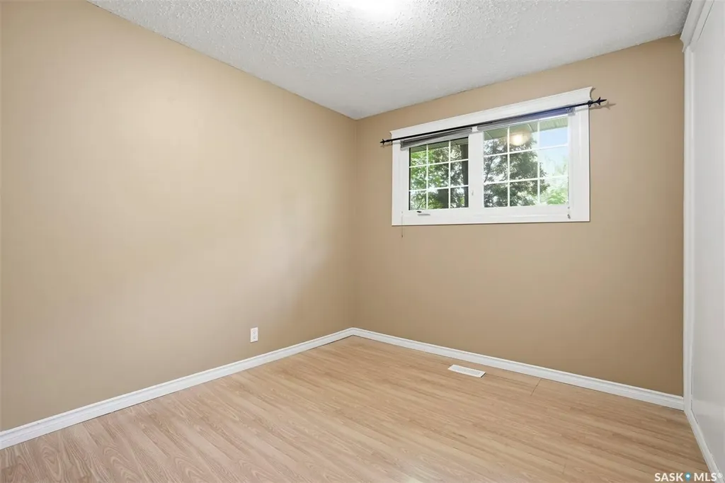 2019 Louise Avenue Saskatoon SK S7J 2C1