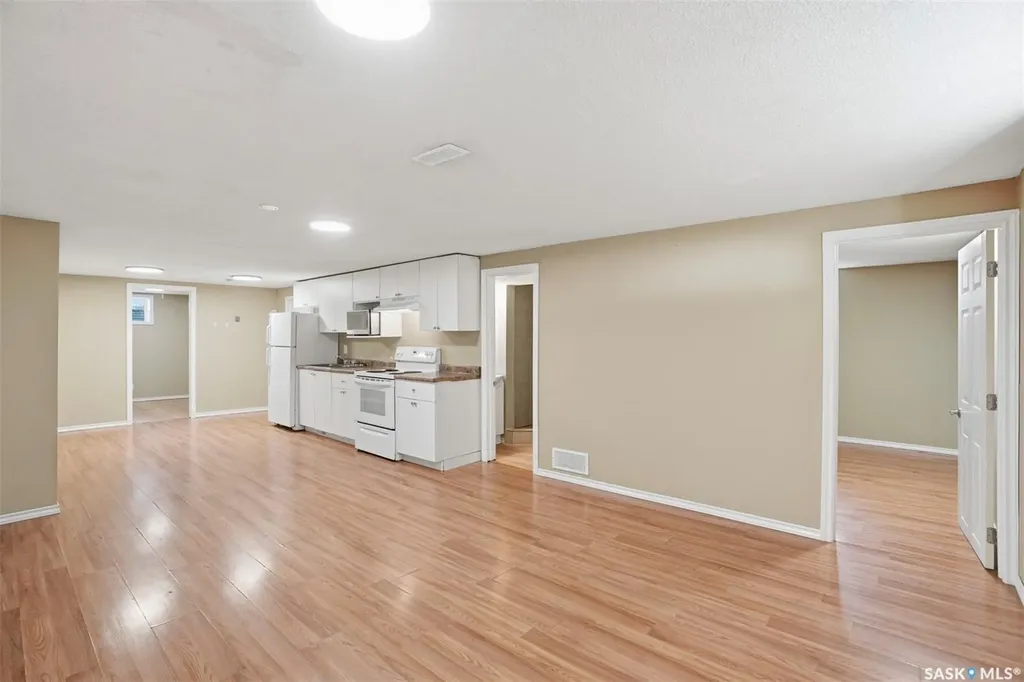 2019 Louise Avenue Saskatoon SK S7J 2C1