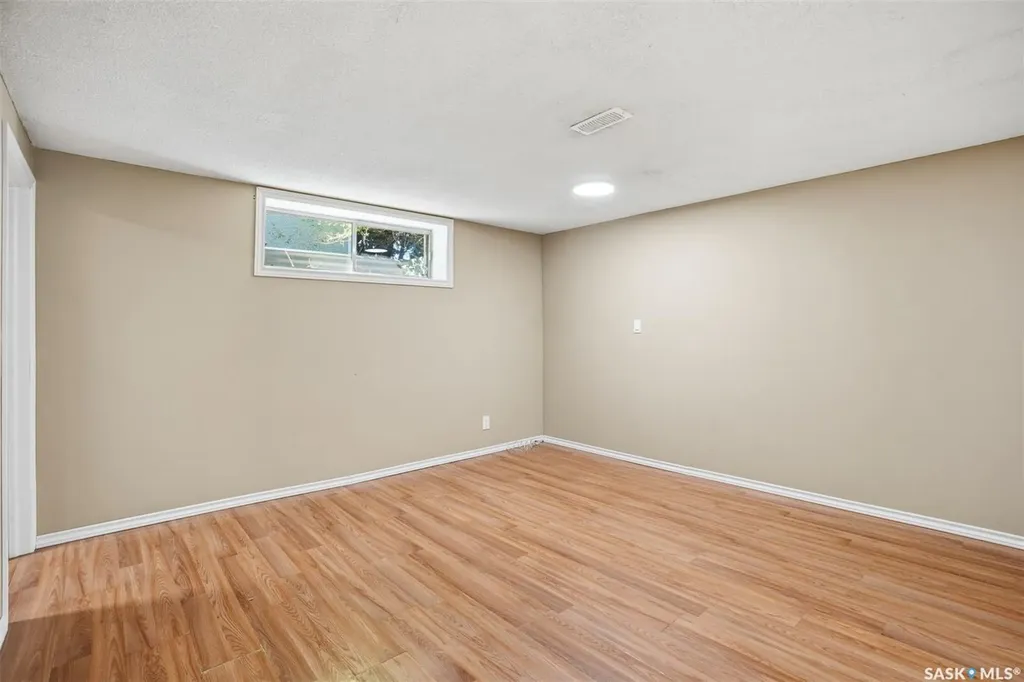 2019 Louise Avenue Saskatoon SK S7J 2C1
