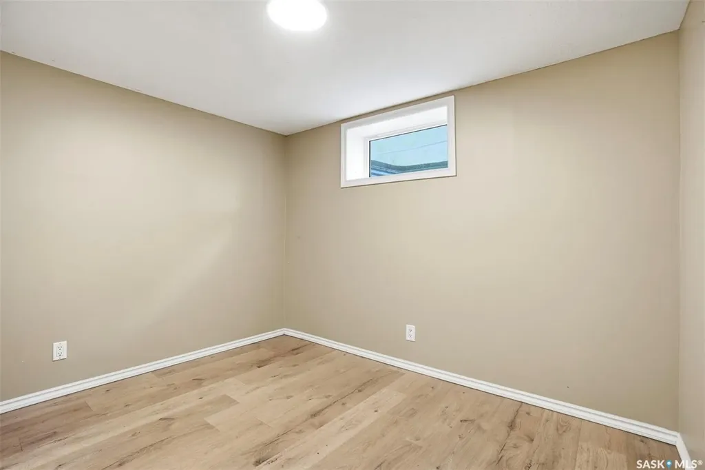 2019 Louise Avenue Saskatoon SK S7J 2C1