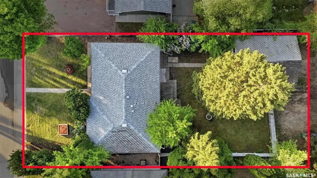 2019 Louise Avenue Saskatoon SK S7J 2C1