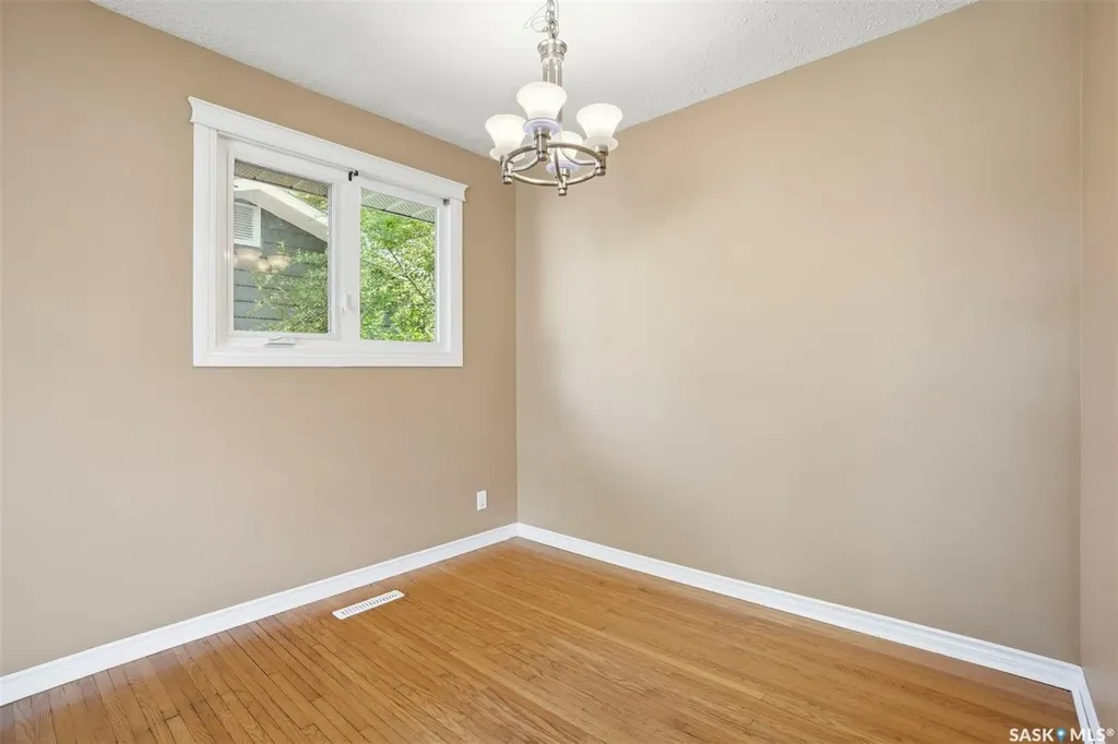 2019 Louise Avenue Saskatoon SK S7J 2C1