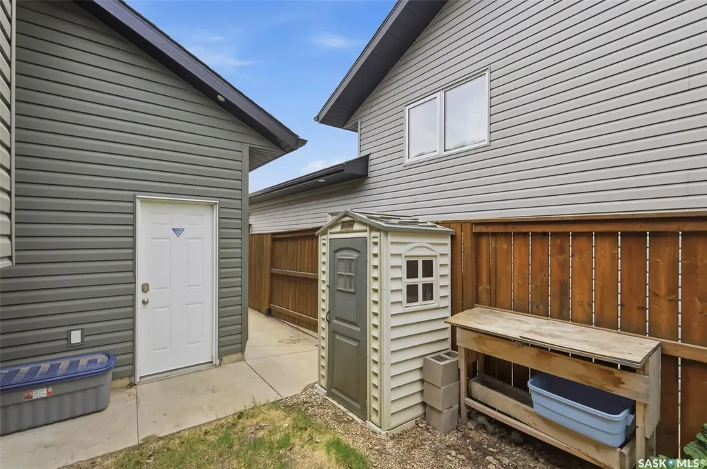 850 Geransky Crescent Martensville SK S0K 0A2