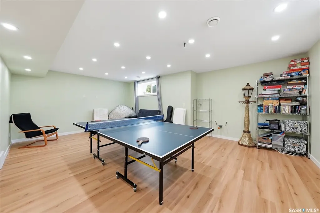 578 Mcfaull Crescent Saskatoon SK S7V 0T3