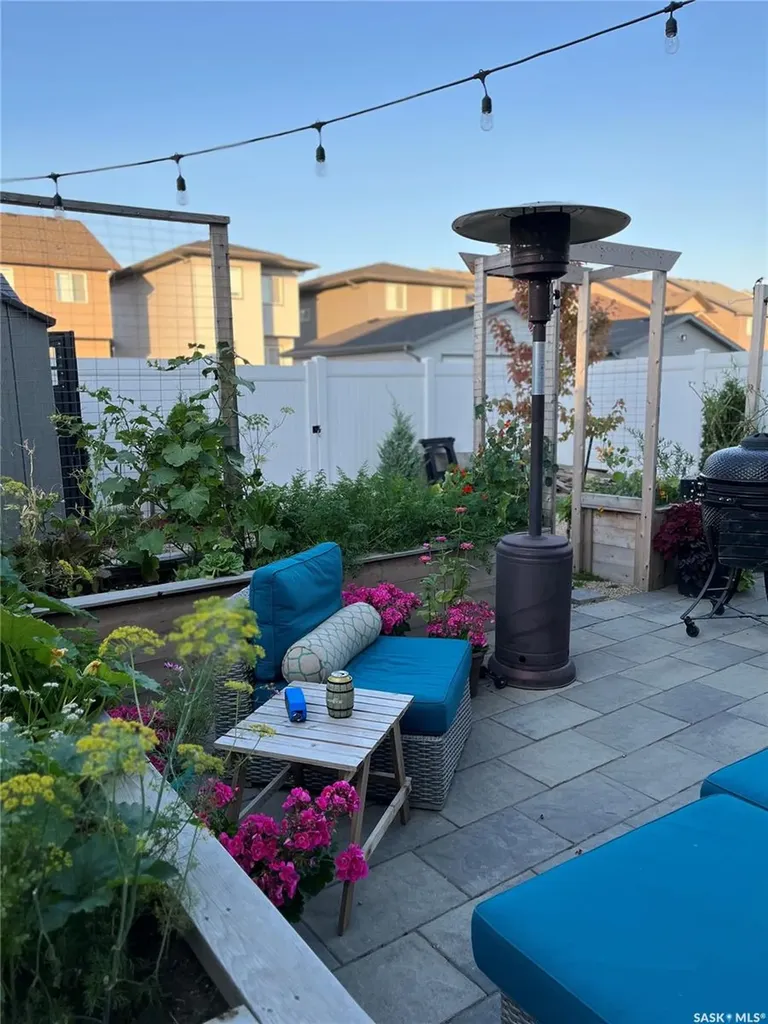 578 Mcfaull Crescent Saskatoon SK S7V 0T3