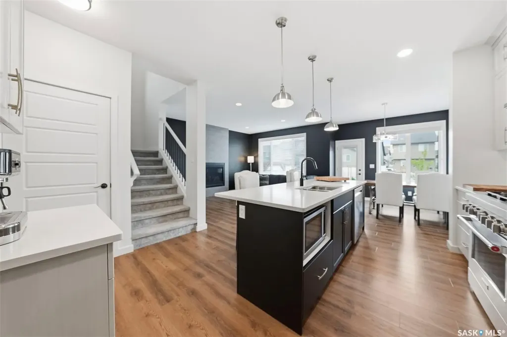 578 Mcfaull Crescent Saskatoon SK S7V 0T3