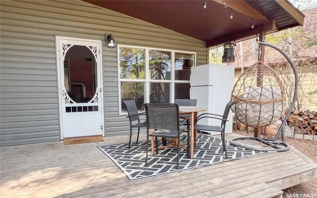 4 3rd Crescent S Candle Lake SK S0J 3E0