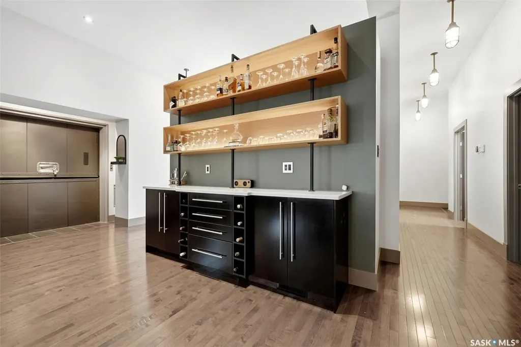 1324 Halifax Street Regina SK S4R 1V1