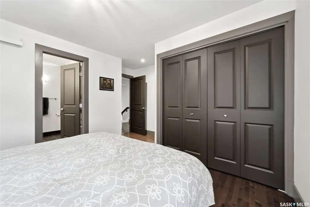 1324 Halifax Street Regina SK S4R 1V1
