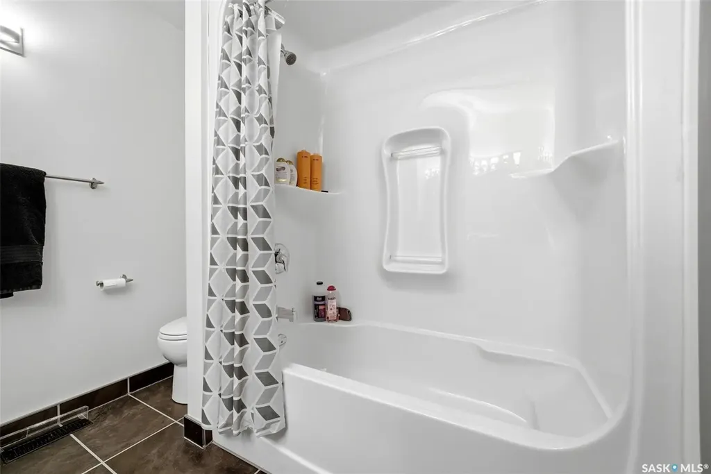 1324 Halifax Street Regina SK S4R 1V1