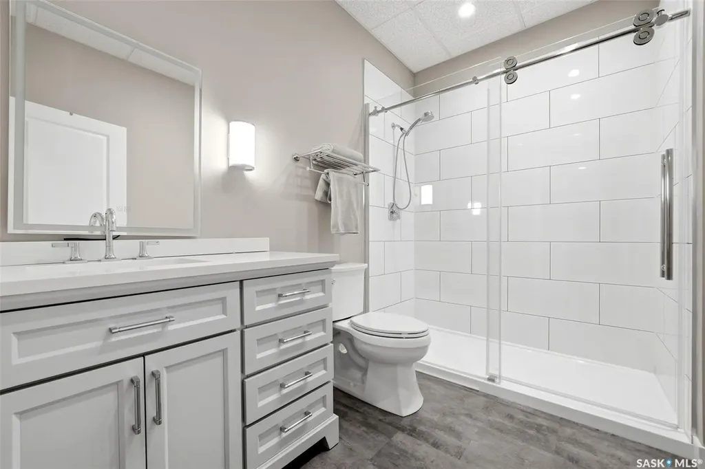 1324 Halifax Street Regina SK S4R 1V1