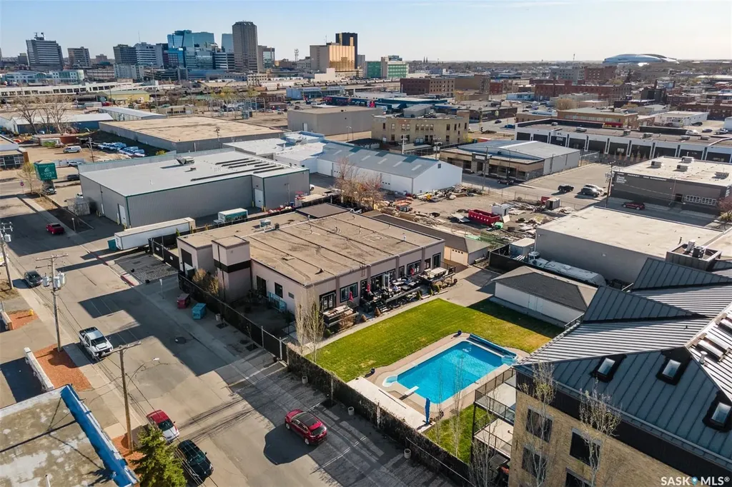 1324 Halifax Street Regina SK S4R 1V1