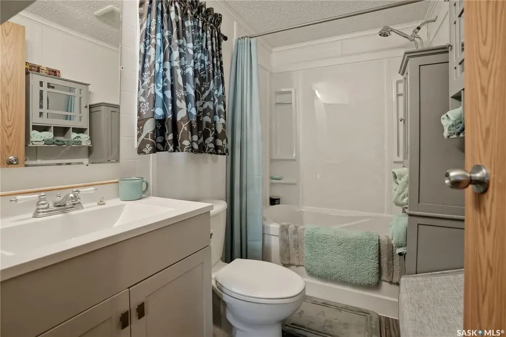 495 35th Street Battleford SK S0M 0E0
