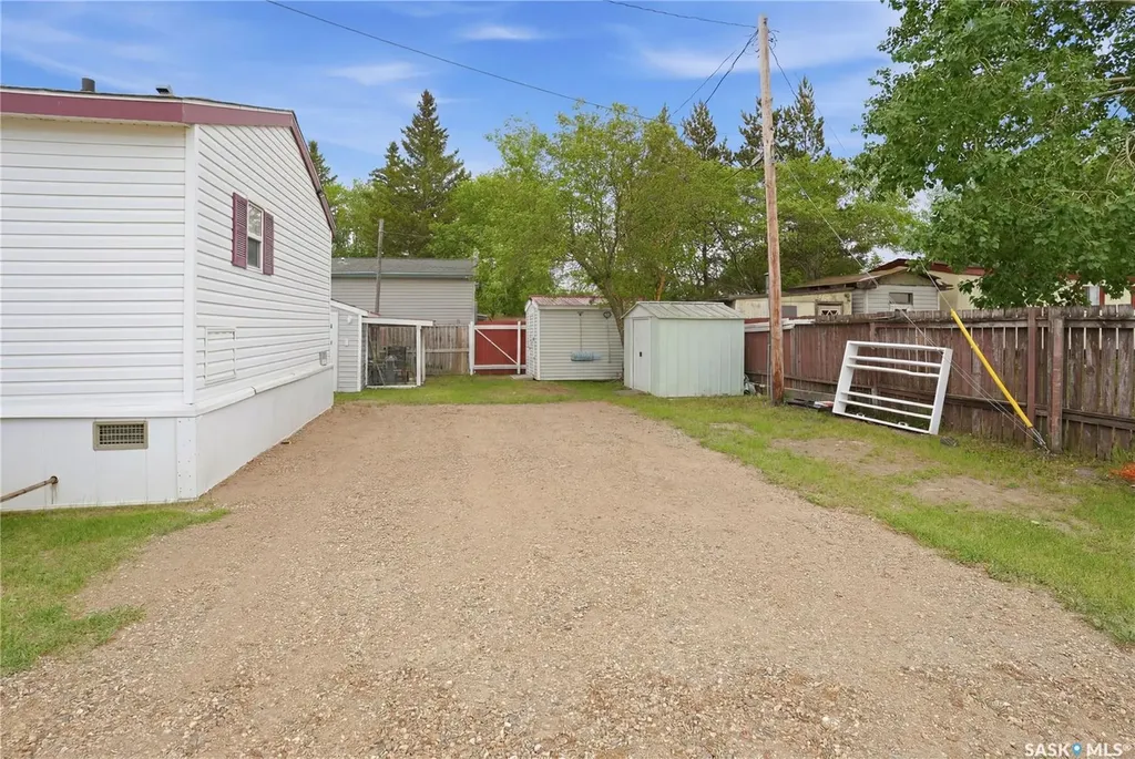 495 35th Street Battleford SK S0M 0E0