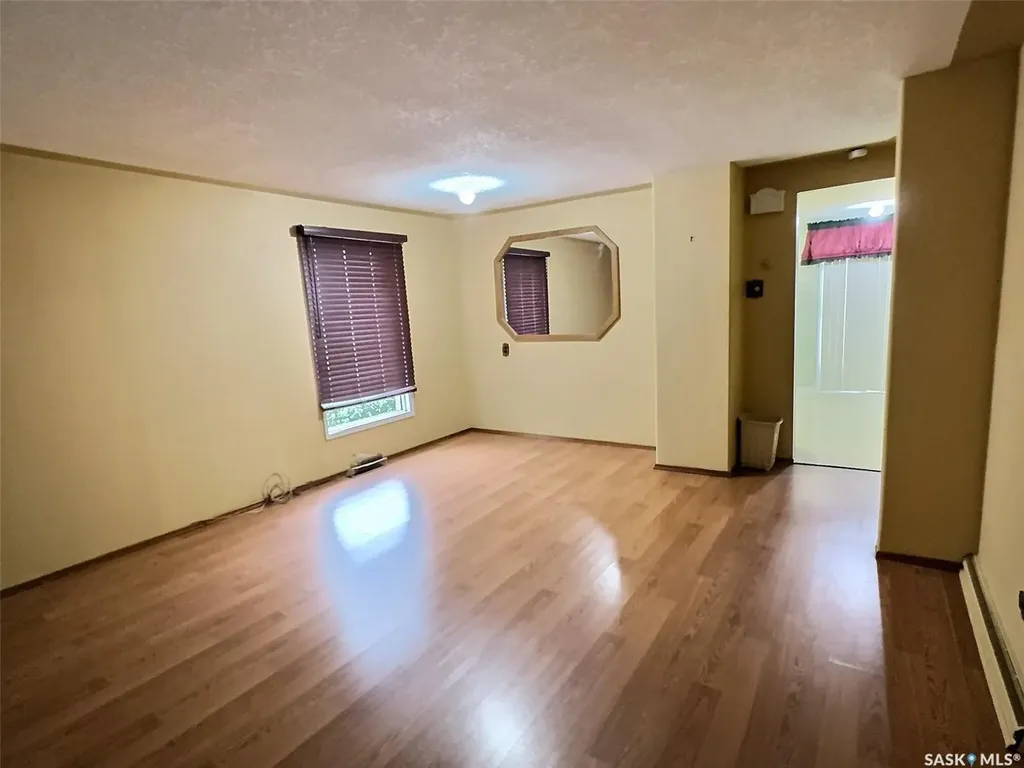 609 Henry Street Estevan SK S4A 2B7