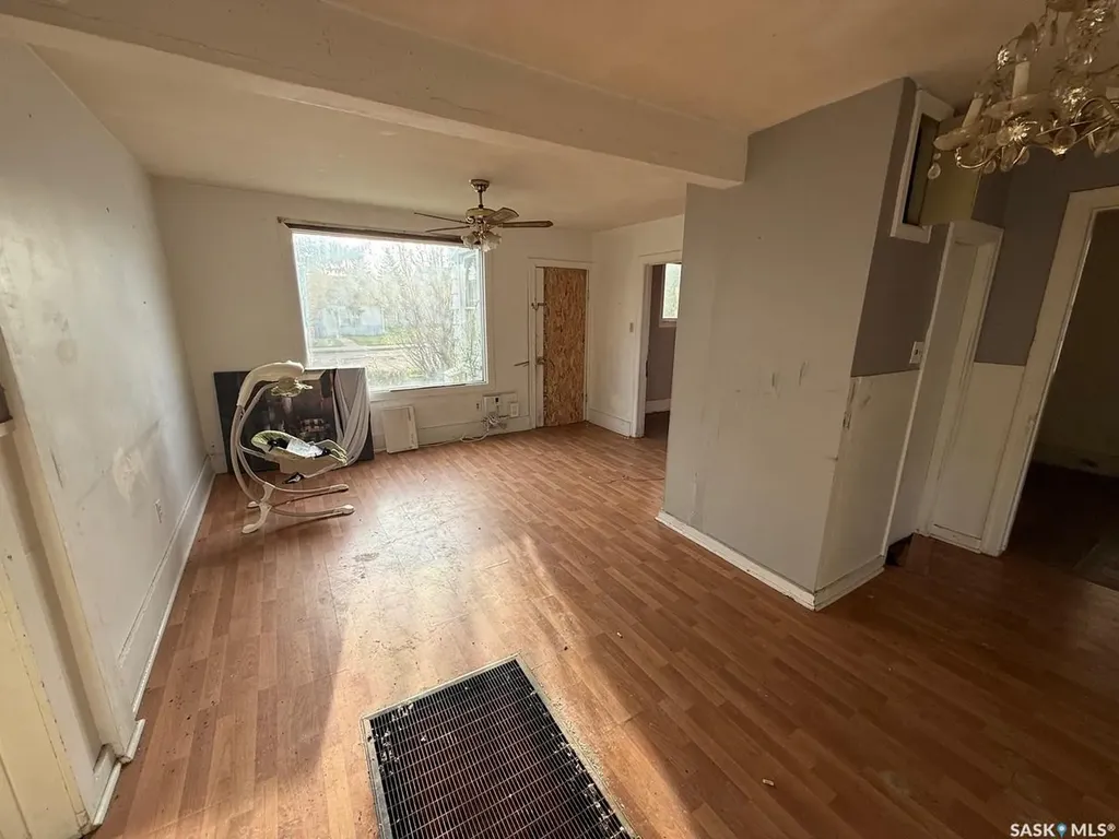 1712 103rd Street North Battleford SK S9A 1L9