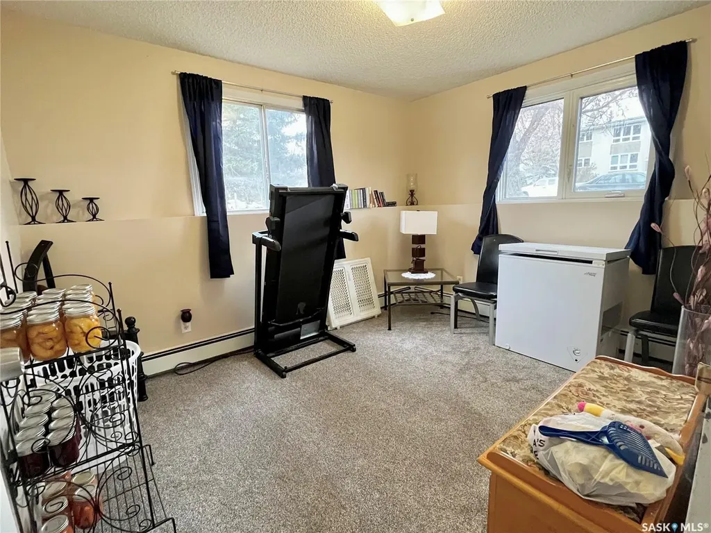 502 5th Avenue Weyburn SK S4H 2W1