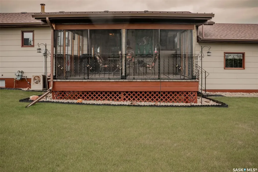 304 Pierson Street Neudorf SK S0A 2T0