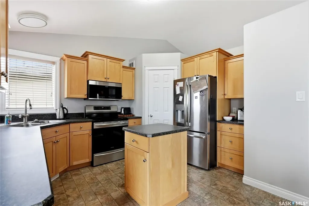 469 Brooklyn Crescent Warman SK S0K 0A1