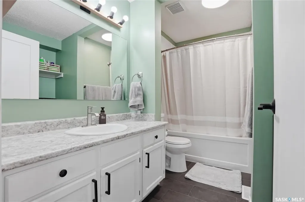 2420 Kenderdine Road Saskatoon SK S7N 4G6