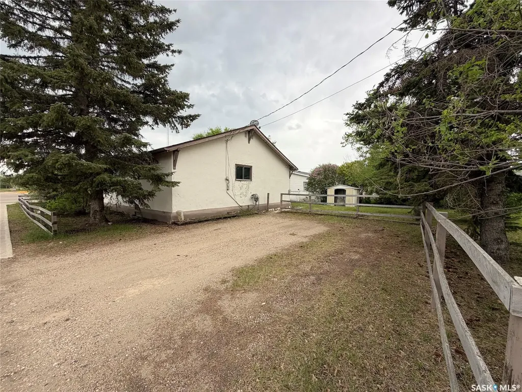 501 Churchill Street Hudson Bay SK S0E 0Y0