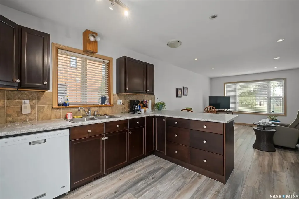 441 6th Street E Prince Albert SK S6V 0N3